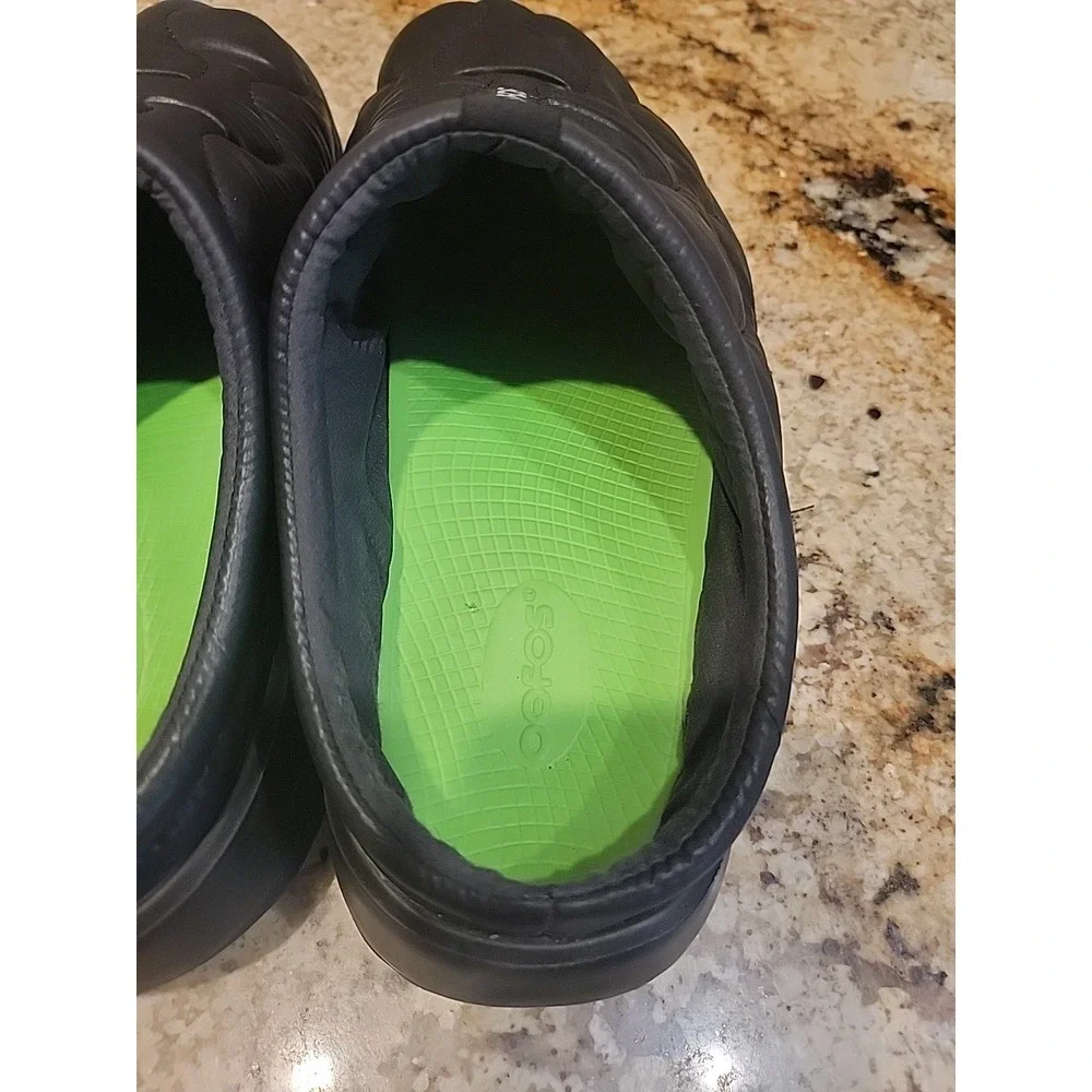 OOFOS OOcoozie Thermo Mule Men's Recovery Shoes Black & Alpine Moss Size 11.5
